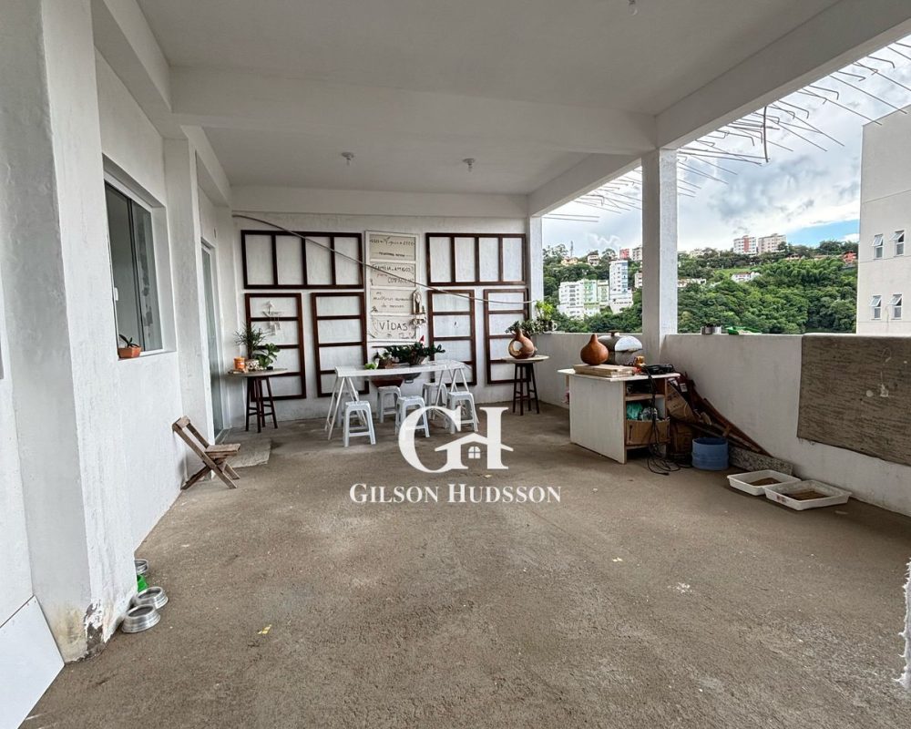 Casa no Bairro Santa Clara em Viçosa - COD 061 (27)