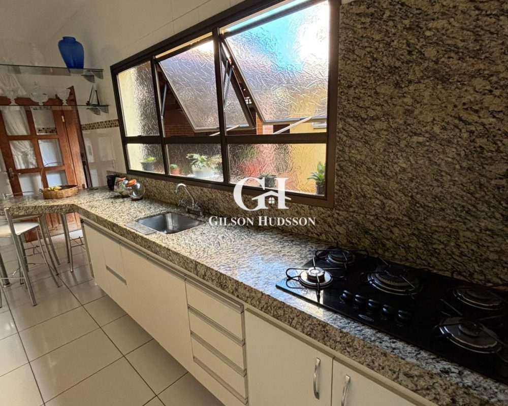 Casa no Bairro Santo Antonio em Viçosa - COD 042 (28)