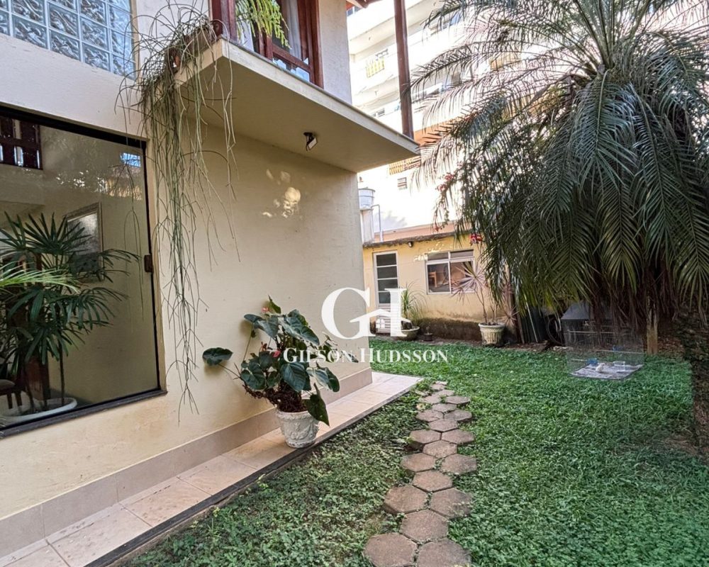 Casa no Bairro Santo Antonio em Viçosa - COD 042 (3)