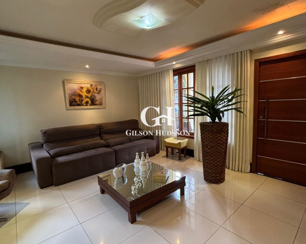 Casa no Bairro Santo Antonio em Viçosa - COD 042 (5)