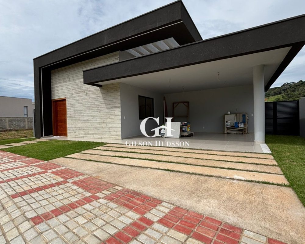 Casa no Bairro Violeira em Viçosa - COD 037 (3)