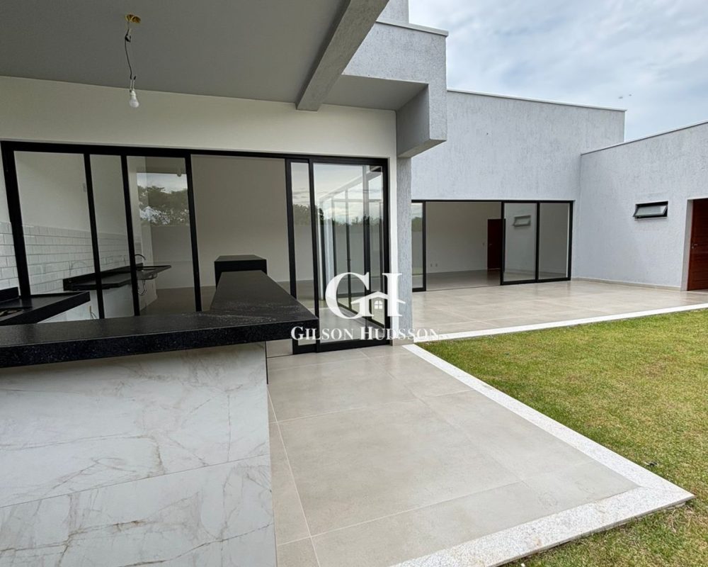 Casa no Bairro Violeira em Viçosa - COD 037 (7)