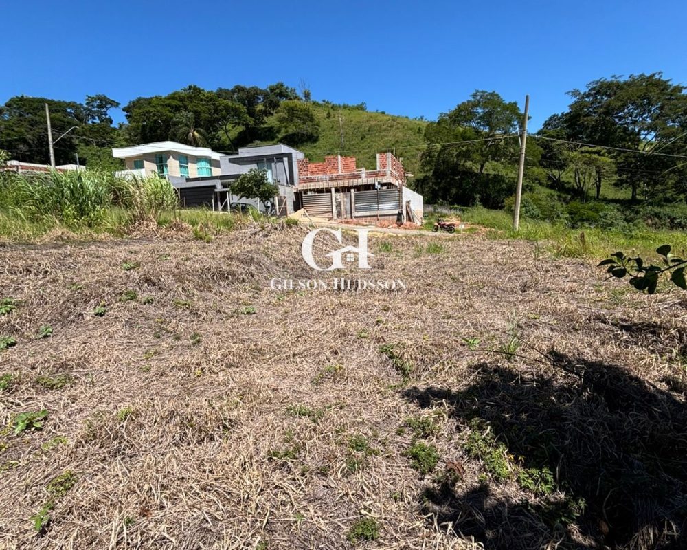 Lote no Bairro Santo Antonio em Viçosa - COD 040 (1)