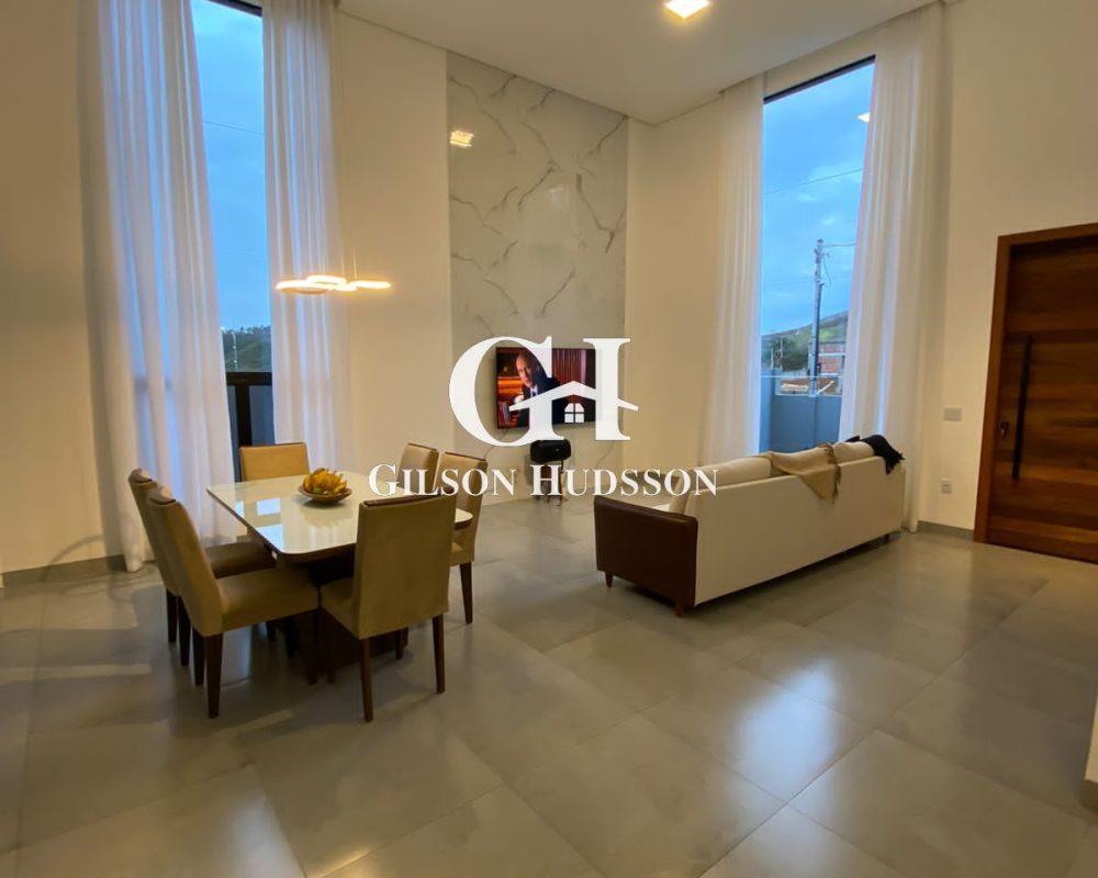 WhatsApp Image 2025-10-08 at 14.08.42 (1)