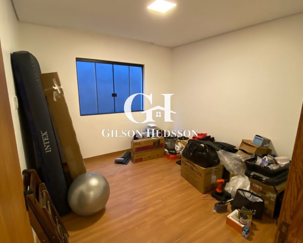 WhatsApp Image 2025-10-08 at 14.08.44