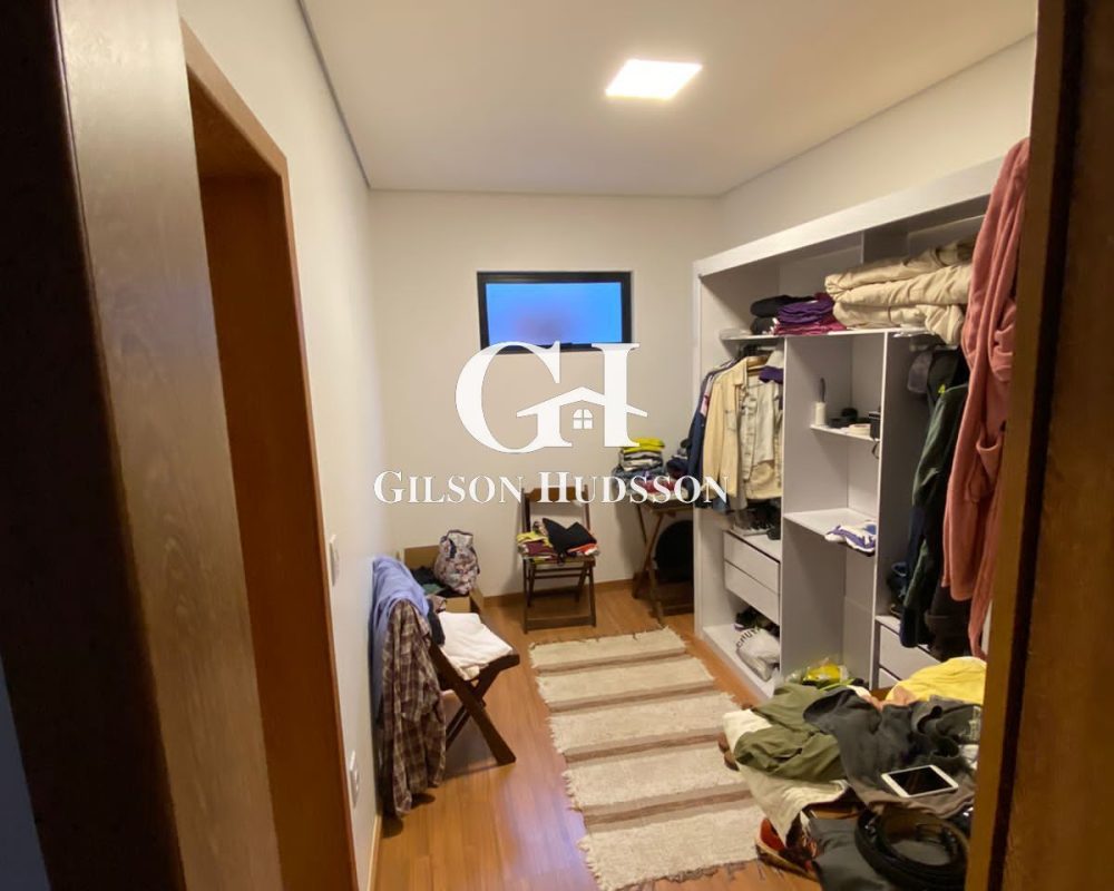 WhatsApp Image 2025-10-08 at 14.08.45