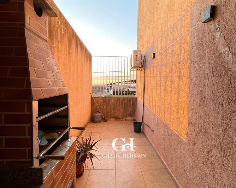 WhatsApp Image 2025-10-09 at 12.01.07 (1)