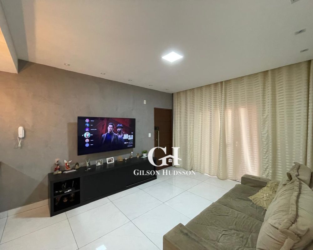 WhatsApp Image 2025-10-09 at 12.01.08 (1)