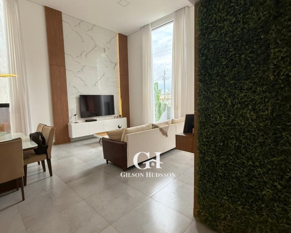 WhatsApp Image 2025-10-09 at 18.30.57 (1)