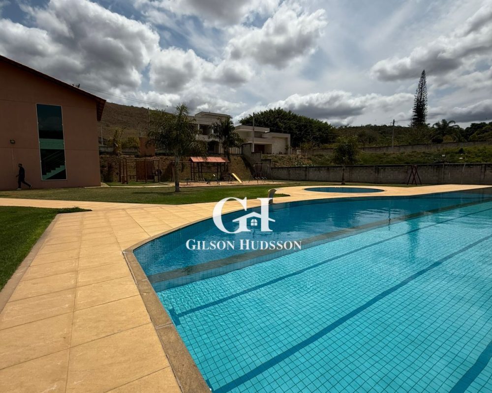 WhatsApp Image 2025-10-14 at 18.22.47 (1)