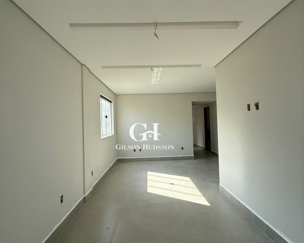 WhatsApp Image 2025-10-16 at 08.58.14 (2)