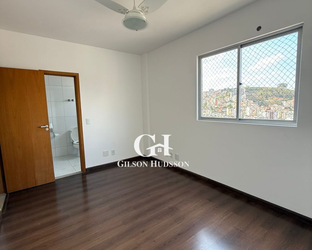 WhatsApp Image 2025-10-16 at 18.06.44