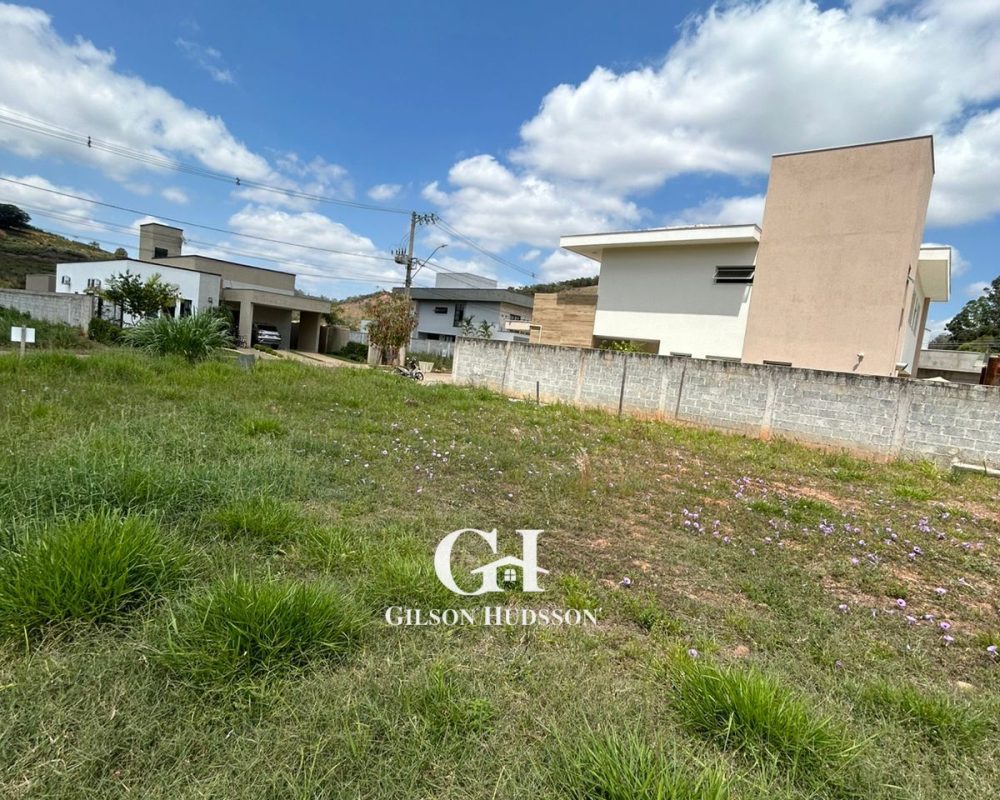 WhatsApp Image 2025-10-17 at 10.45.13 (2)