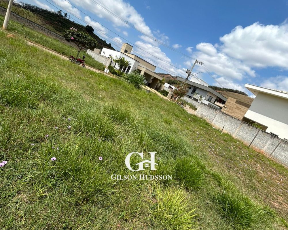 WhatsApp Image 2025-10-17 at 10.45.13 (3)