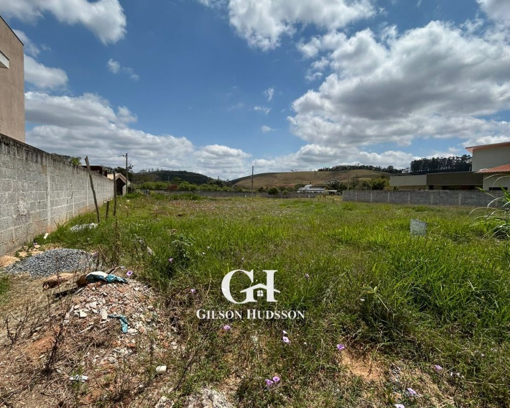 WhatsApp Image 2025-10-17 at 10.45.14 (2)