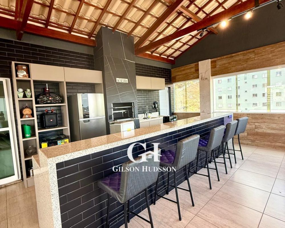 WhatsApp Image 2025-10-17 at 14.37.06 (1)