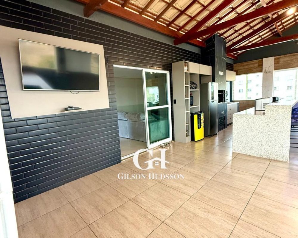 WhatsApp Image 2025-10-17 at 14.37.09 (1)