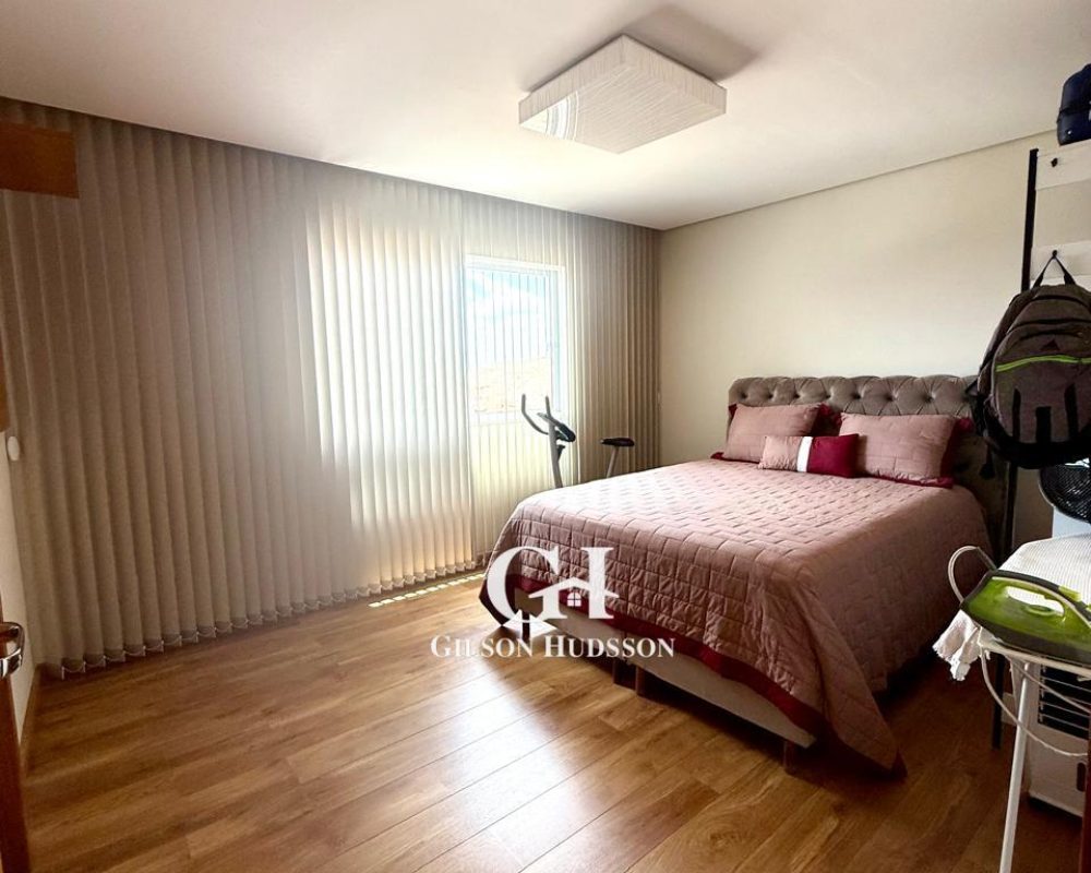 WhatsApp Image 2025-10-17 at 14.37.09 (3)