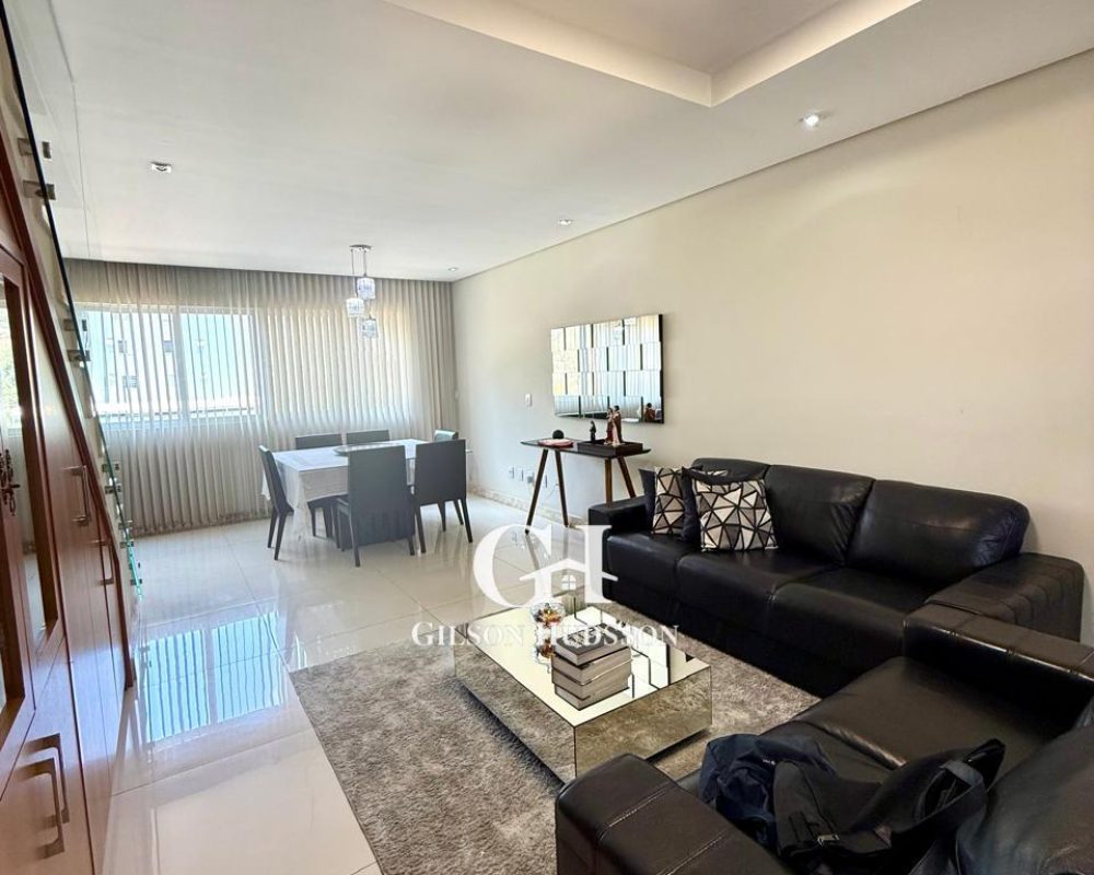 WhatsApp Image 2025-10-17 at 14.37.10 (4)