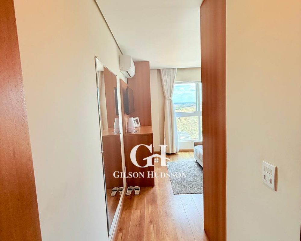 WhatsApp Image 2025-10-17 at 14.37.12 (1)