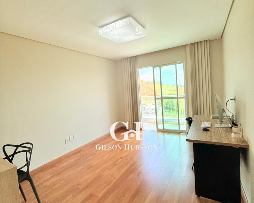 WhatsApp Image 2025-10-17 at 14.37.13