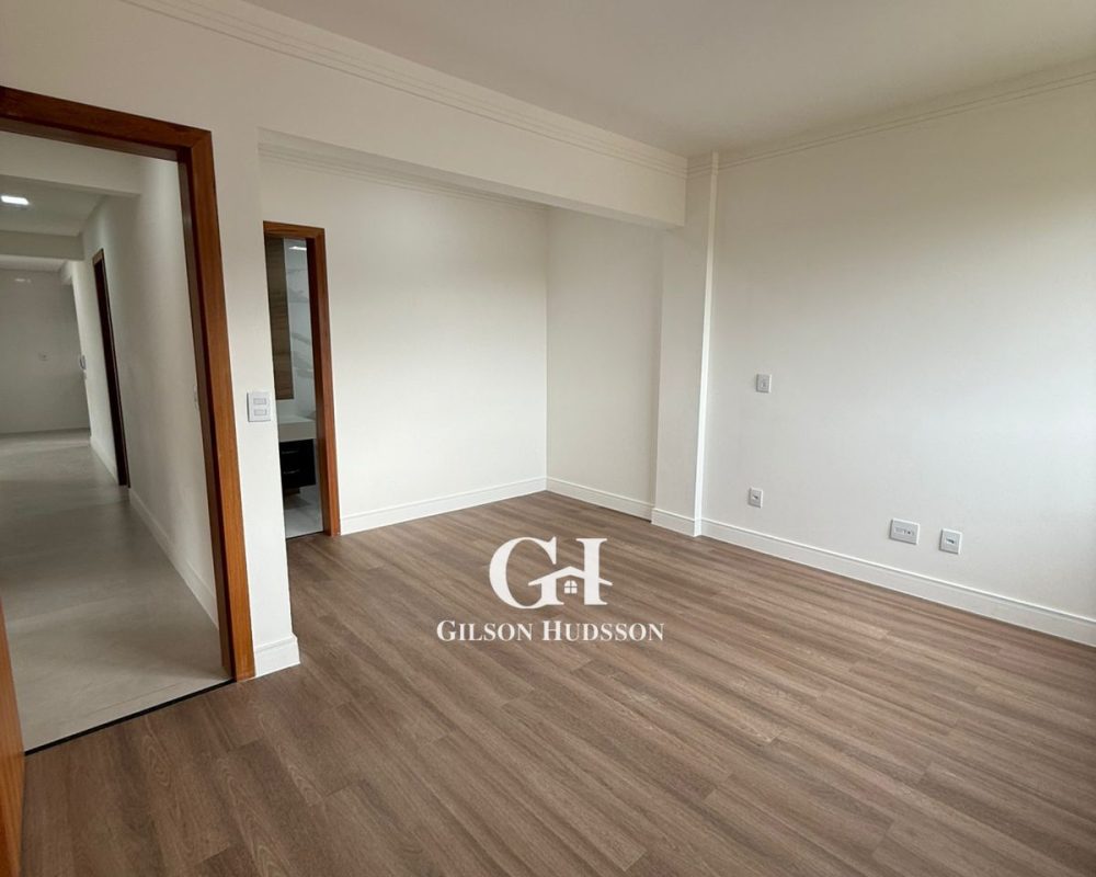 WhatsApp Image 2025-10-28 at 17.12.10