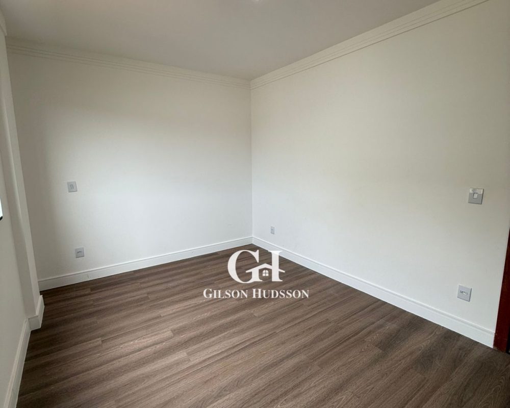 WhatsApp Image 2025-10-28 at 17.12.11 (1)