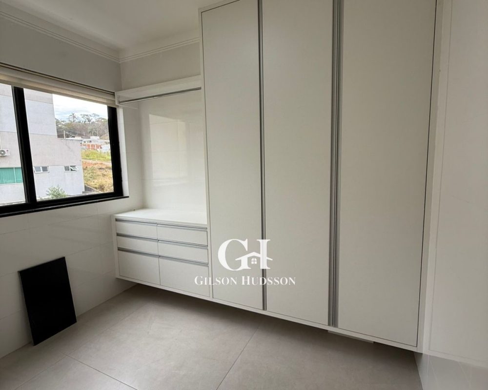 WhatsApp Image 2025-10-28 at 17.12.15 (1)