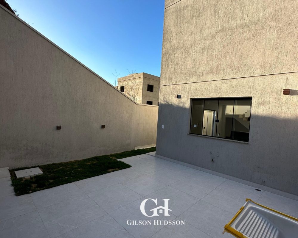 WhatsApp Image 2025-11-06 at 07.53.43 (1)