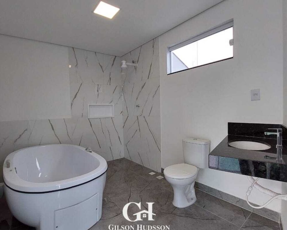 WhatsApp Image 2025-11-08 at 10.28.13 (3)