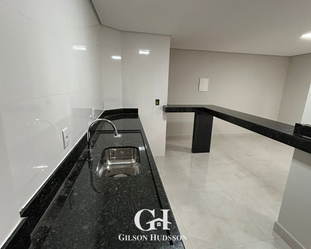 WhatsApp Image 2025-11-11 at 16.43.09 (1)