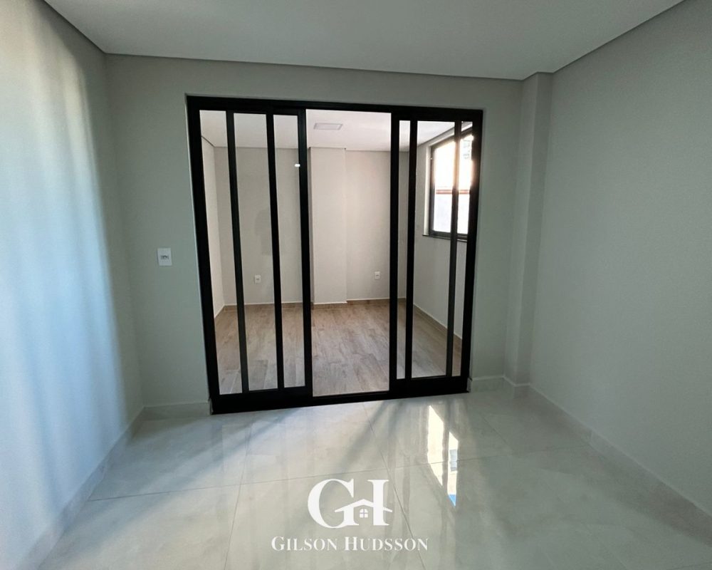 WhatsApp Image 2025-11-11 at 16.43.12 (1)