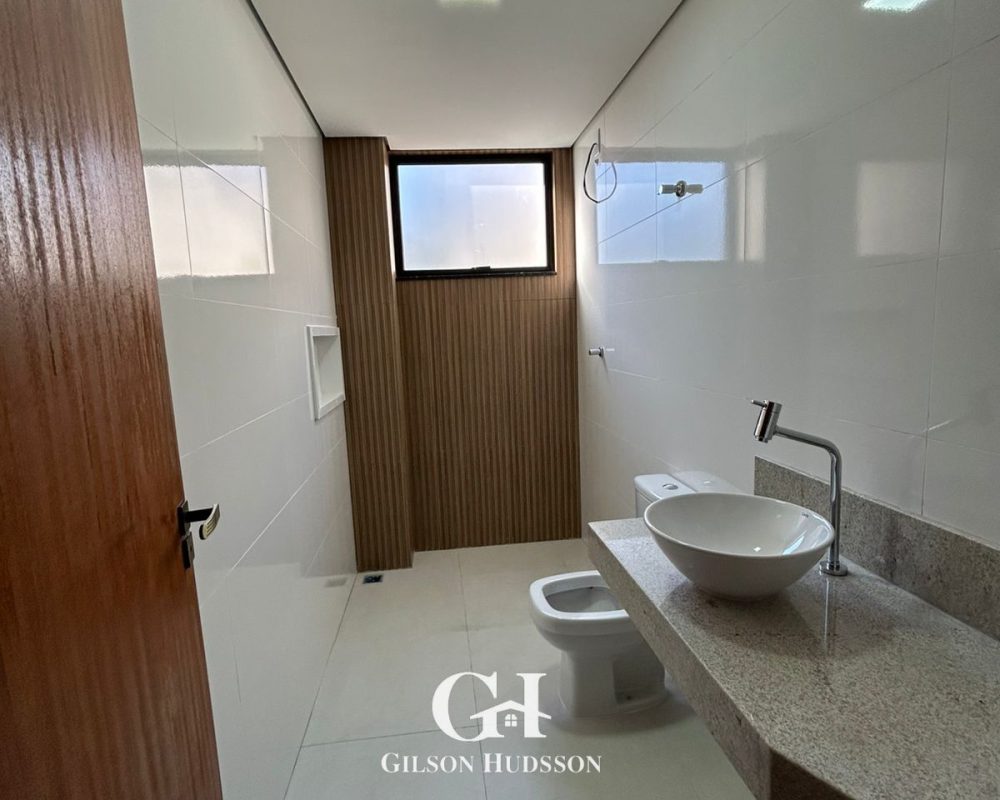 WhatsApp Image 2025-11-11 at 16.43.13 (4)