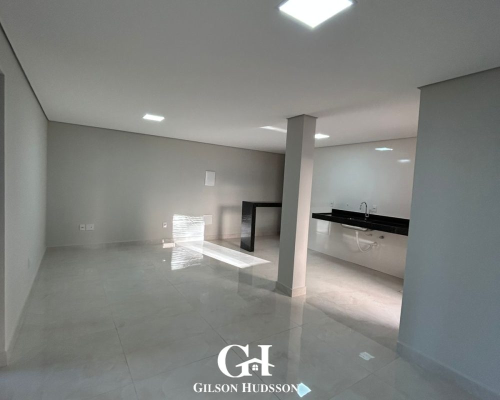 WhatsApp Image 2025-11-11 at 16.54.16 (2)