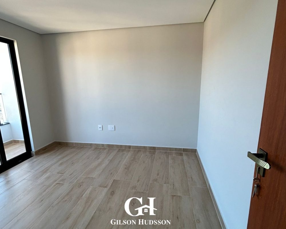 WhatsApp Image 2025-11-11 at 16.54.18 (2)