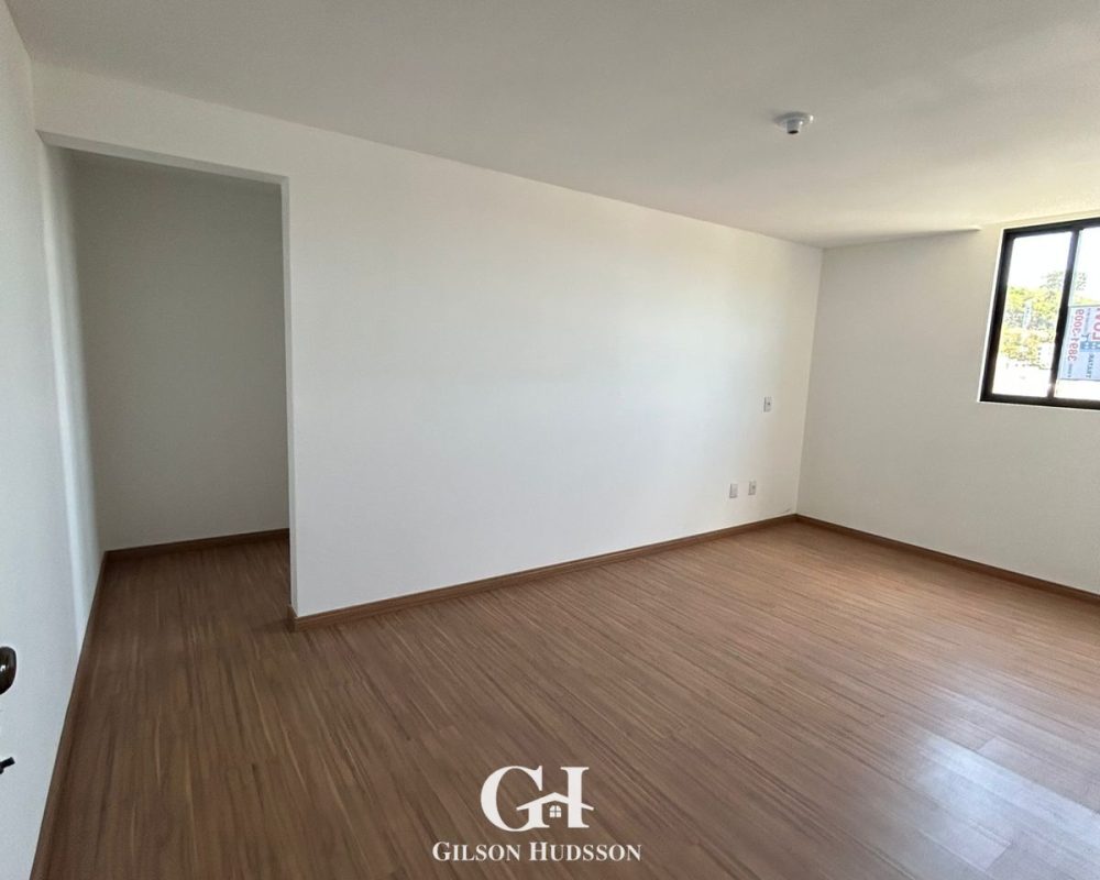 WhatsApp Image 2025-11-14 at 12.22.45 (2)