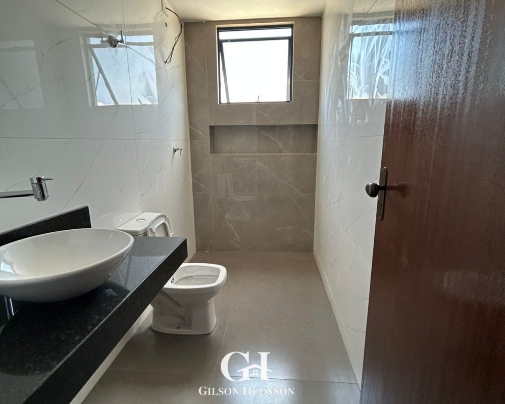 WhatsApp Image 2025-11-14 at 12.22.46 (2)