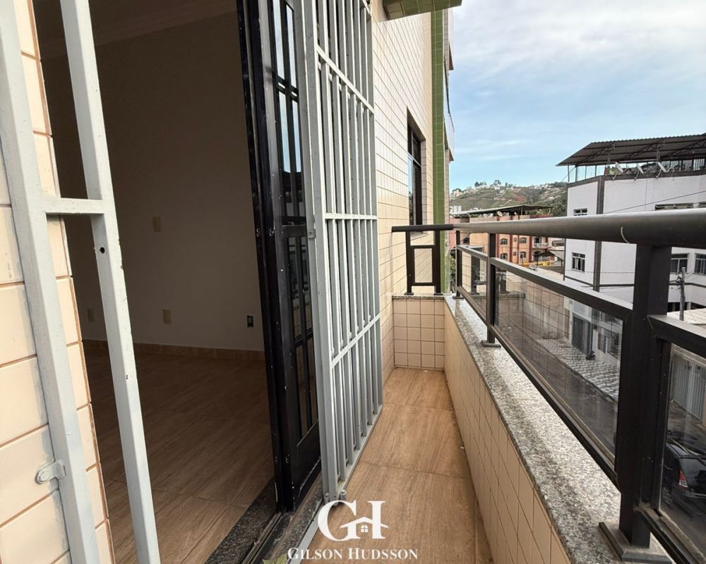 WhatsApp Image 2025-11-28 at 09.42.03 (2)