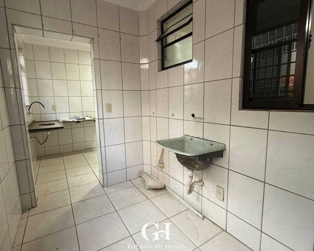 WhatsApp Image 2025-11-28 at 09.42.06 (1)