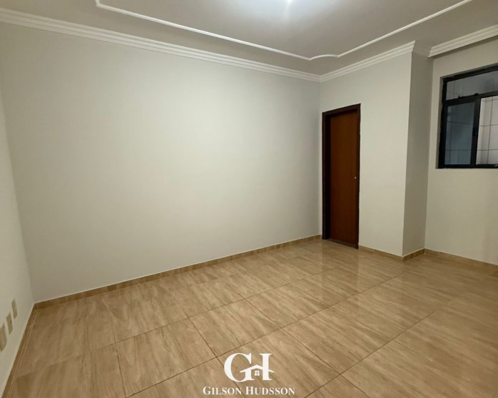 WhatsApp Image 2025-11-28 at 09.42.07 (1)