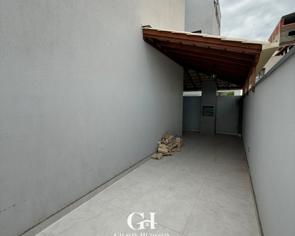 WhatsApp Image 2025-12-10 at 17.49.28