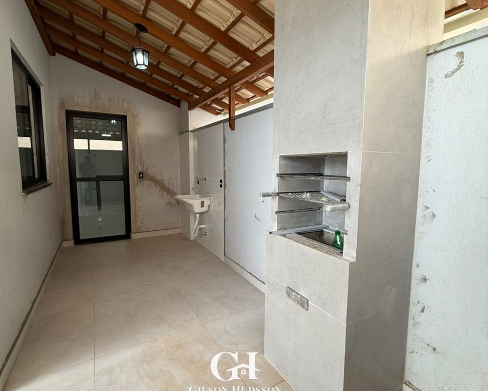 WhatsApp Image 2025-12-10 at 17.49.30 (1)